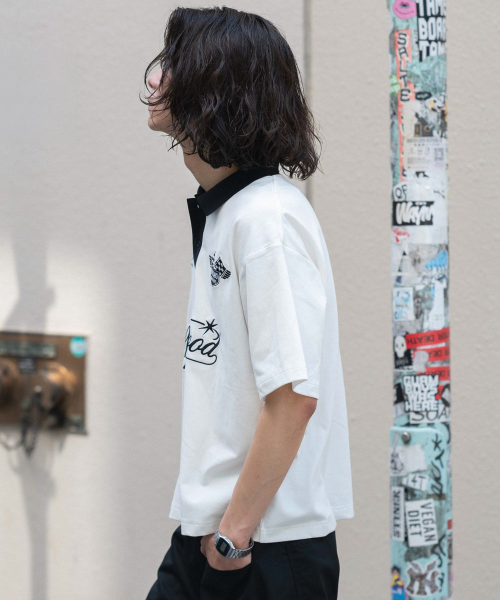 ホワイト モデル：182cm L着用