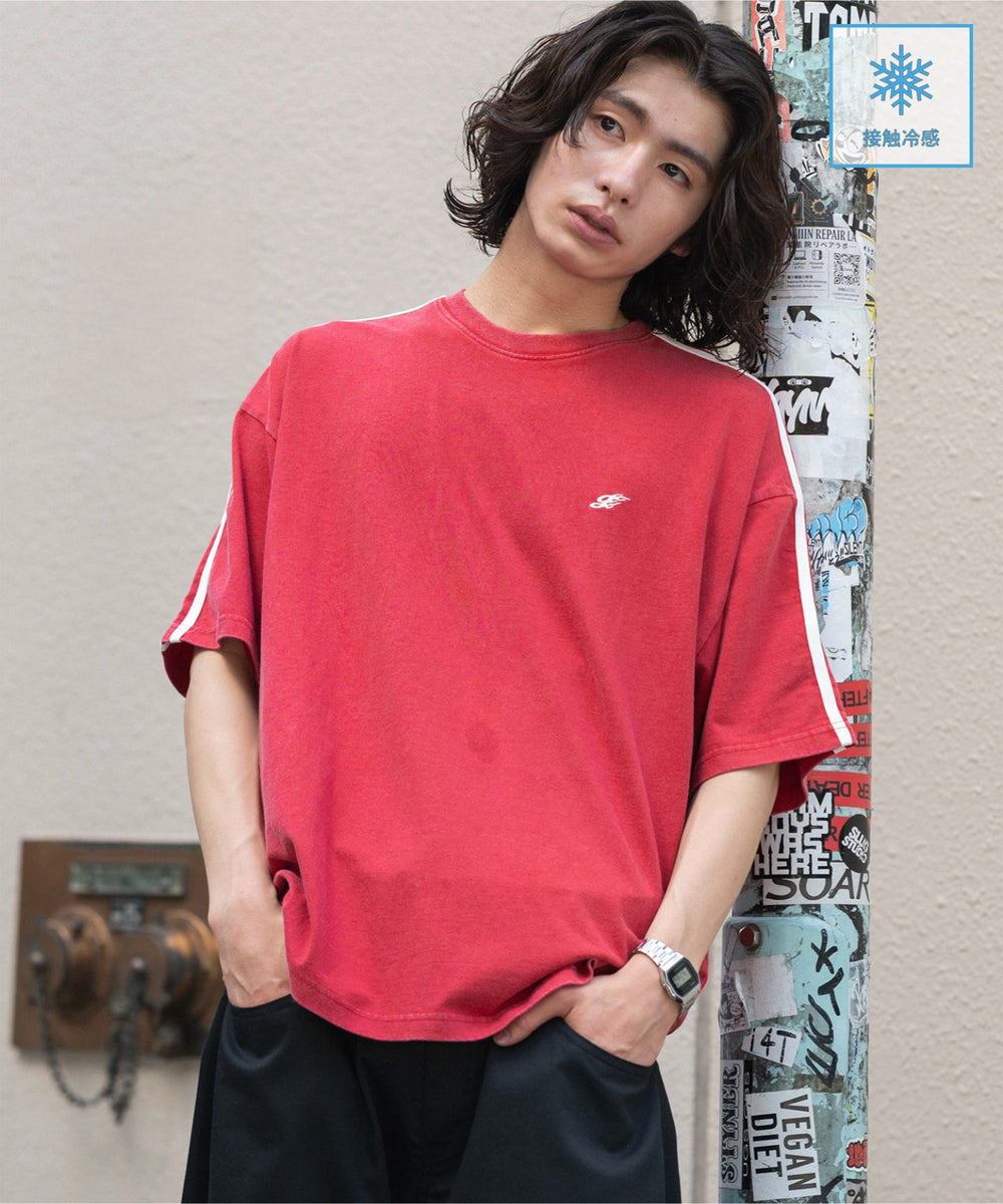 レッド モデル：182cm L着用