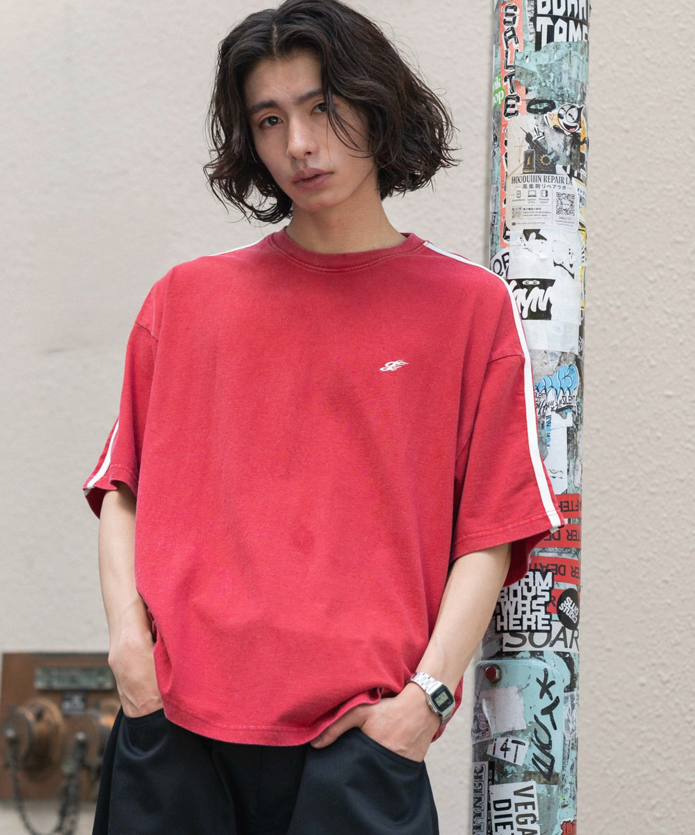 レッド モデル：182cm L着用