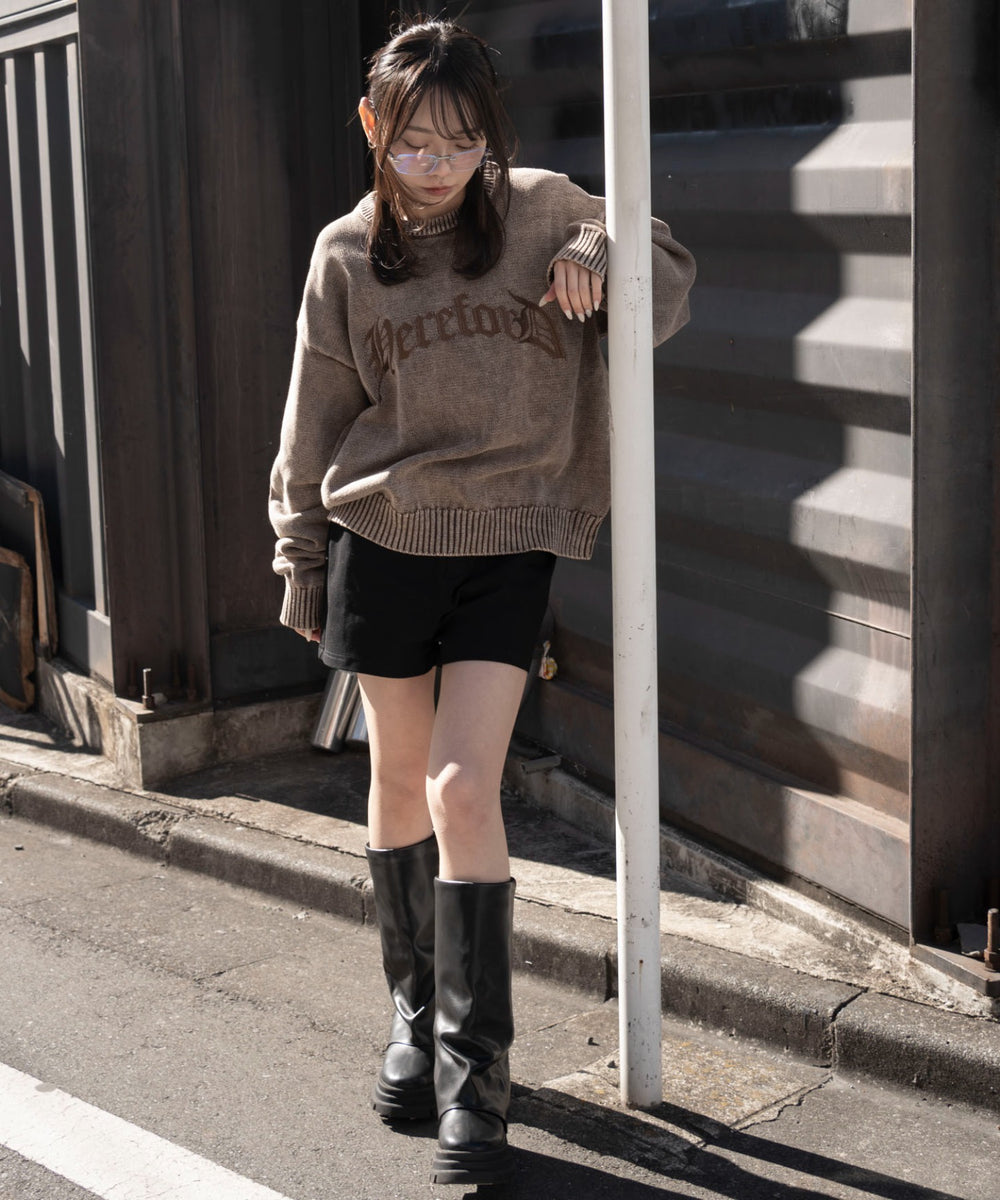 ブラウン　モデル：159cm M着用