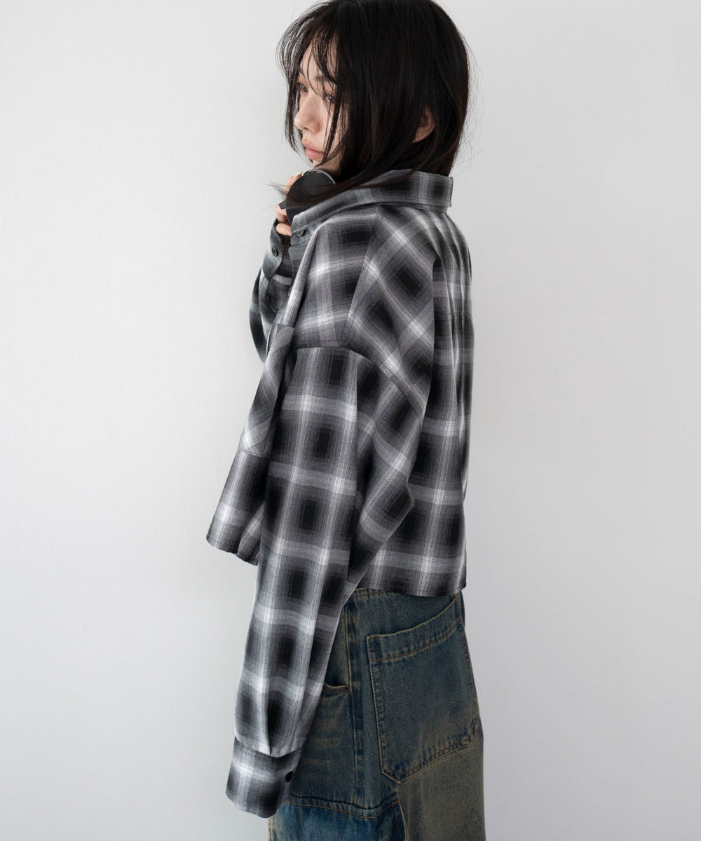ブラック　モデル：159cm F着用