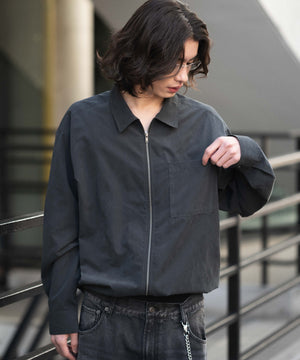 ブラック モデル：182cm L着用