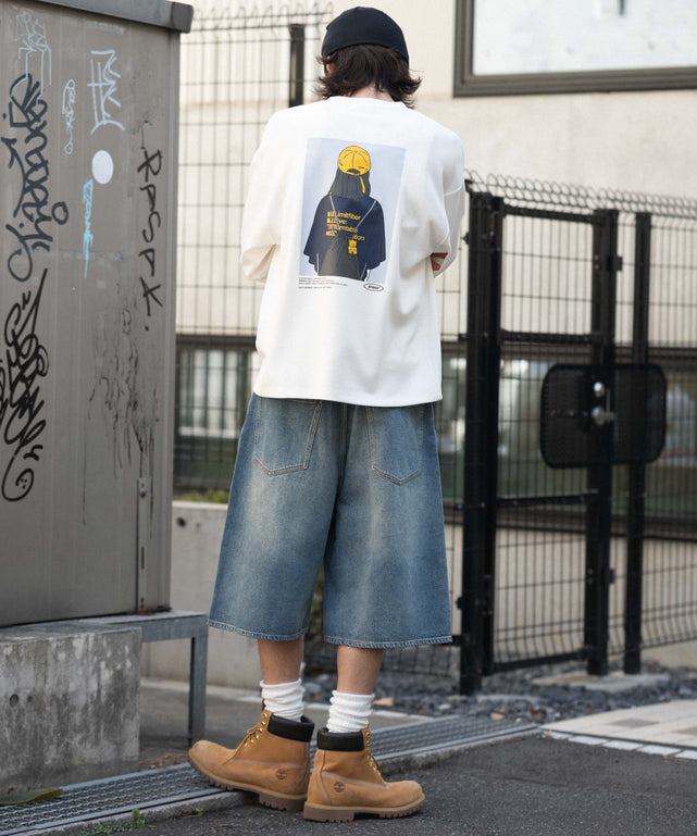 ホワイト モデル：182cm L着用