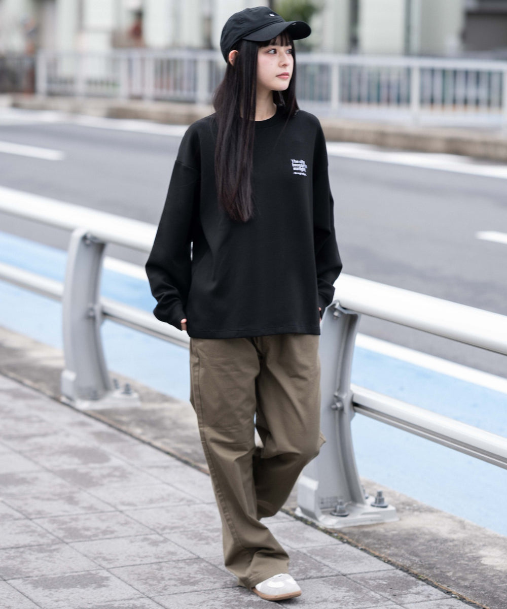 ブラック　モデル：161cm L着用