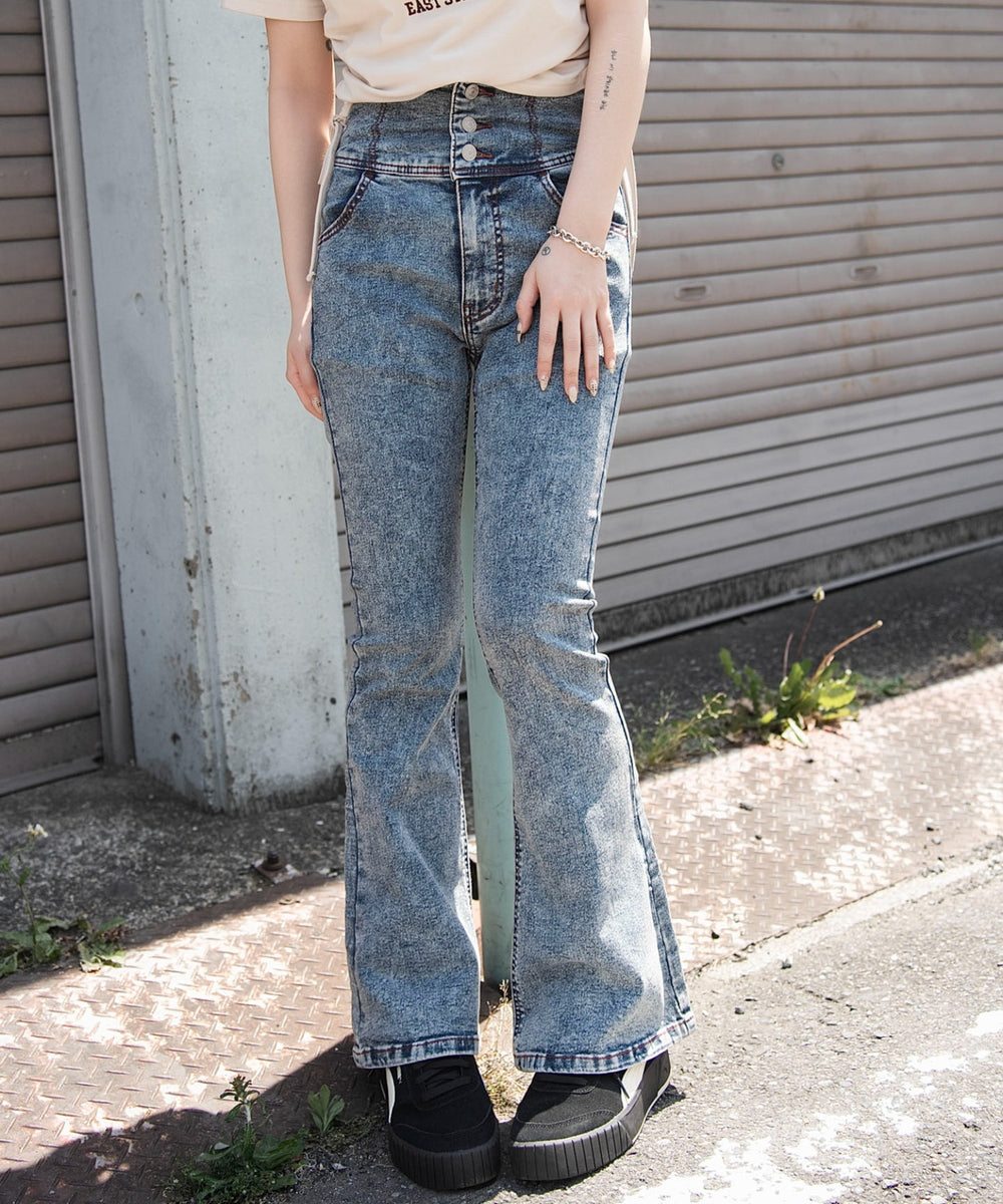 デニム中濃加工　モデル：159cm M着用