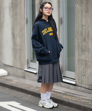 ネイビー モデル：160cm M着用