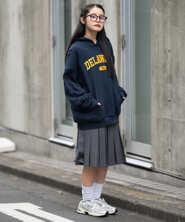 ネイビー モデル：160cm M着用