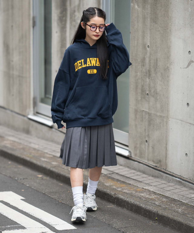 ネイビー モデル：160cm M着用