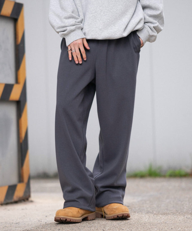 ボンディングスウェットパンツ/チャコール モデル：175cm L着用