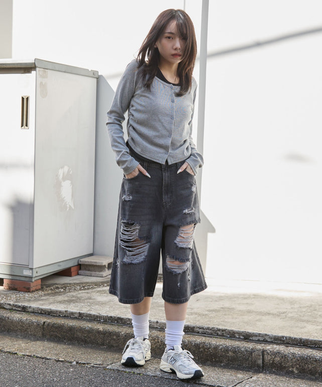 デニムブラックソノタ モデル：159cm M着用