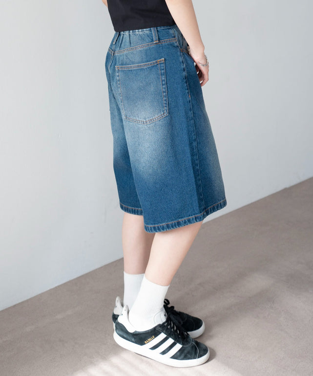 デニム中濃　モデル：159cm M着用