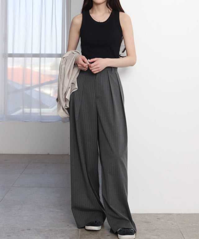 ブラック　モデル：160cm S着用