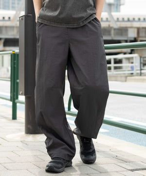 チャコール モデル：180cm L着用