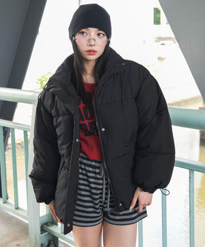 ブラック　モデル：159cm M着用