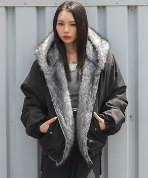 ブラック　モデル：159cm F着用