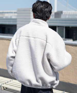 ベージュ モデル：180cm L着用