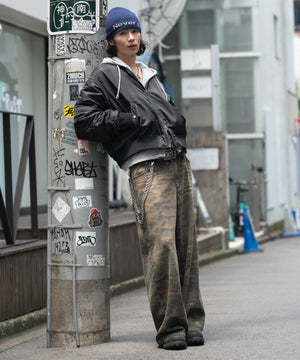 ブラック モデル：182cm L着用