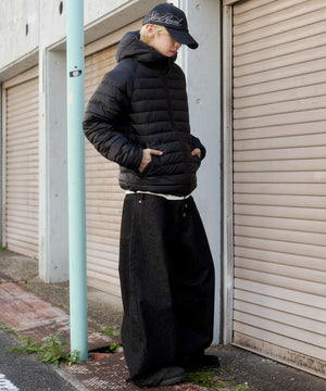 ブラック モデル：175cm L着用