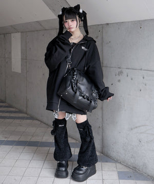 ブラック