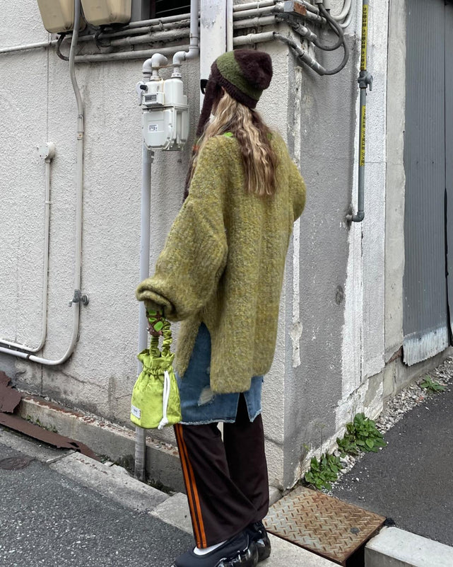 デザインブークレビッグプルオーバー