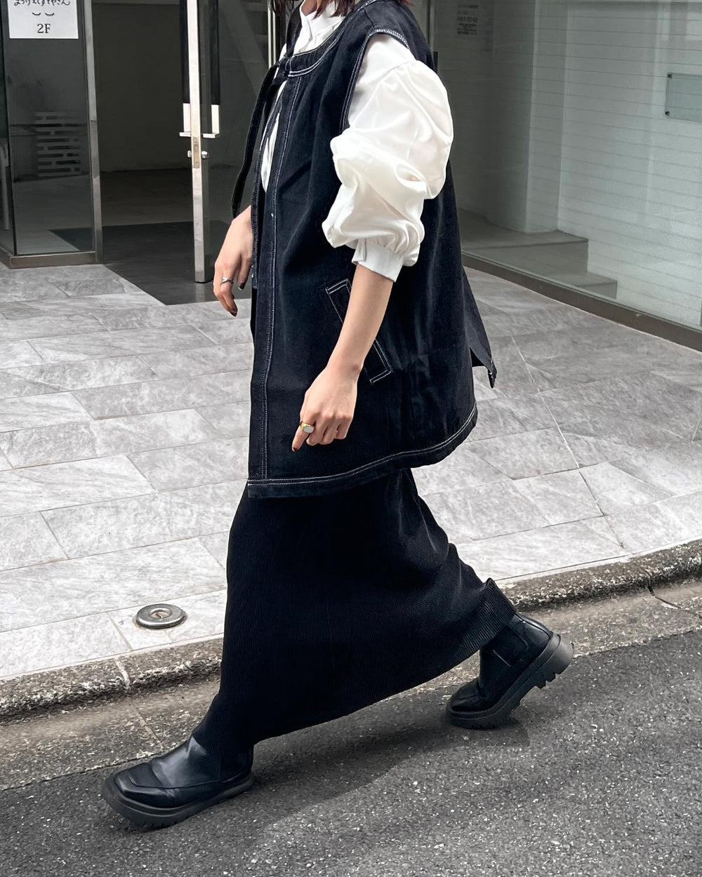 デニムミドルジレ