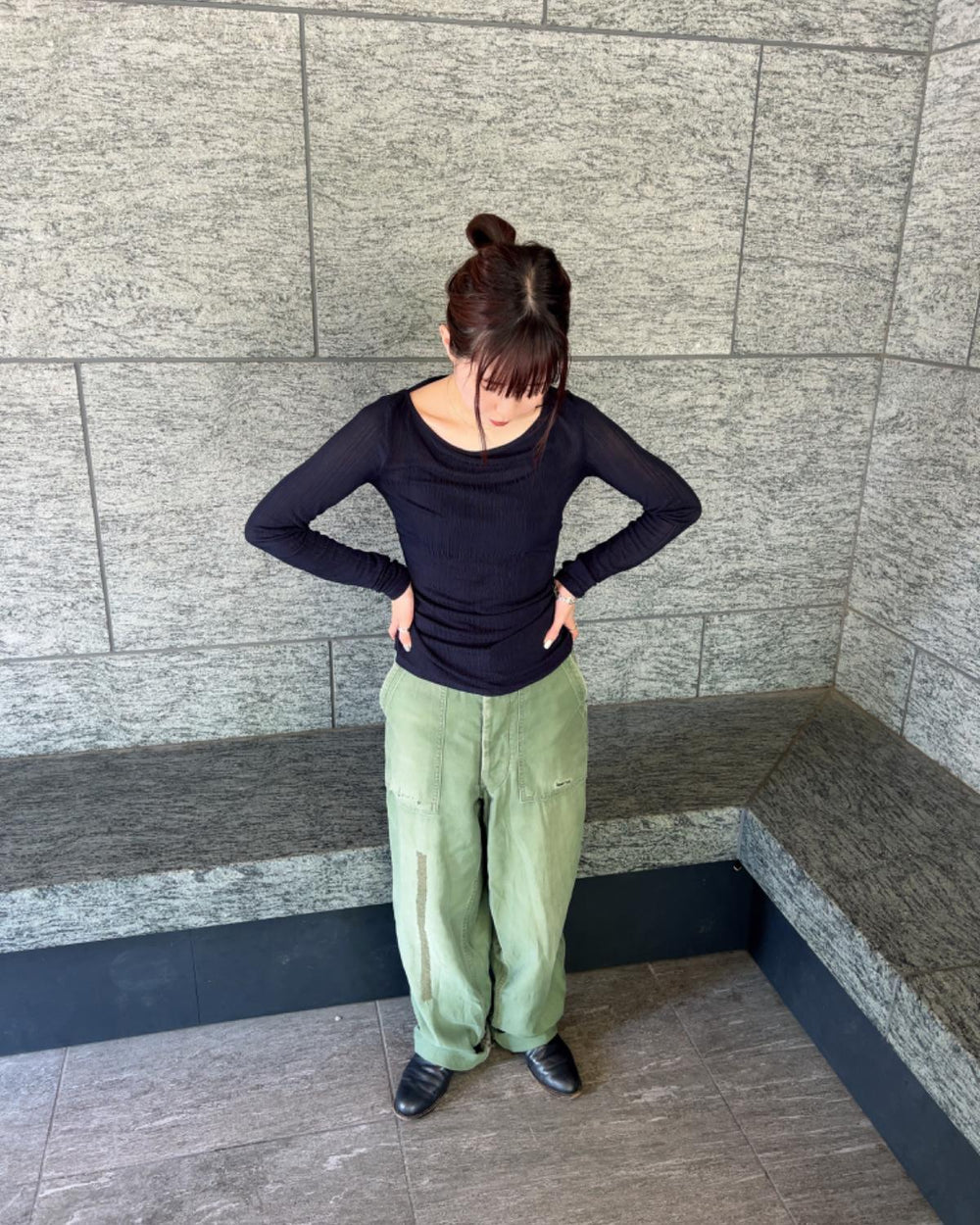 バックデザインロンT