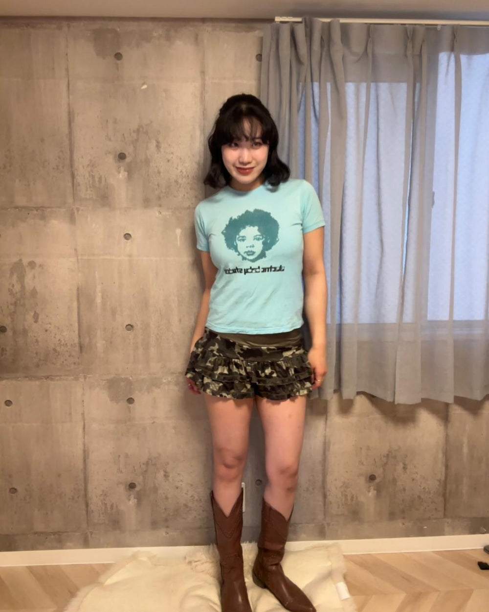 迷彩フリルミニスカート