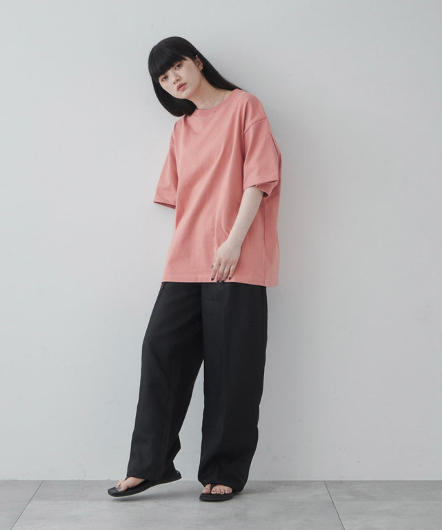 Lピンク モデル：165cm M着用