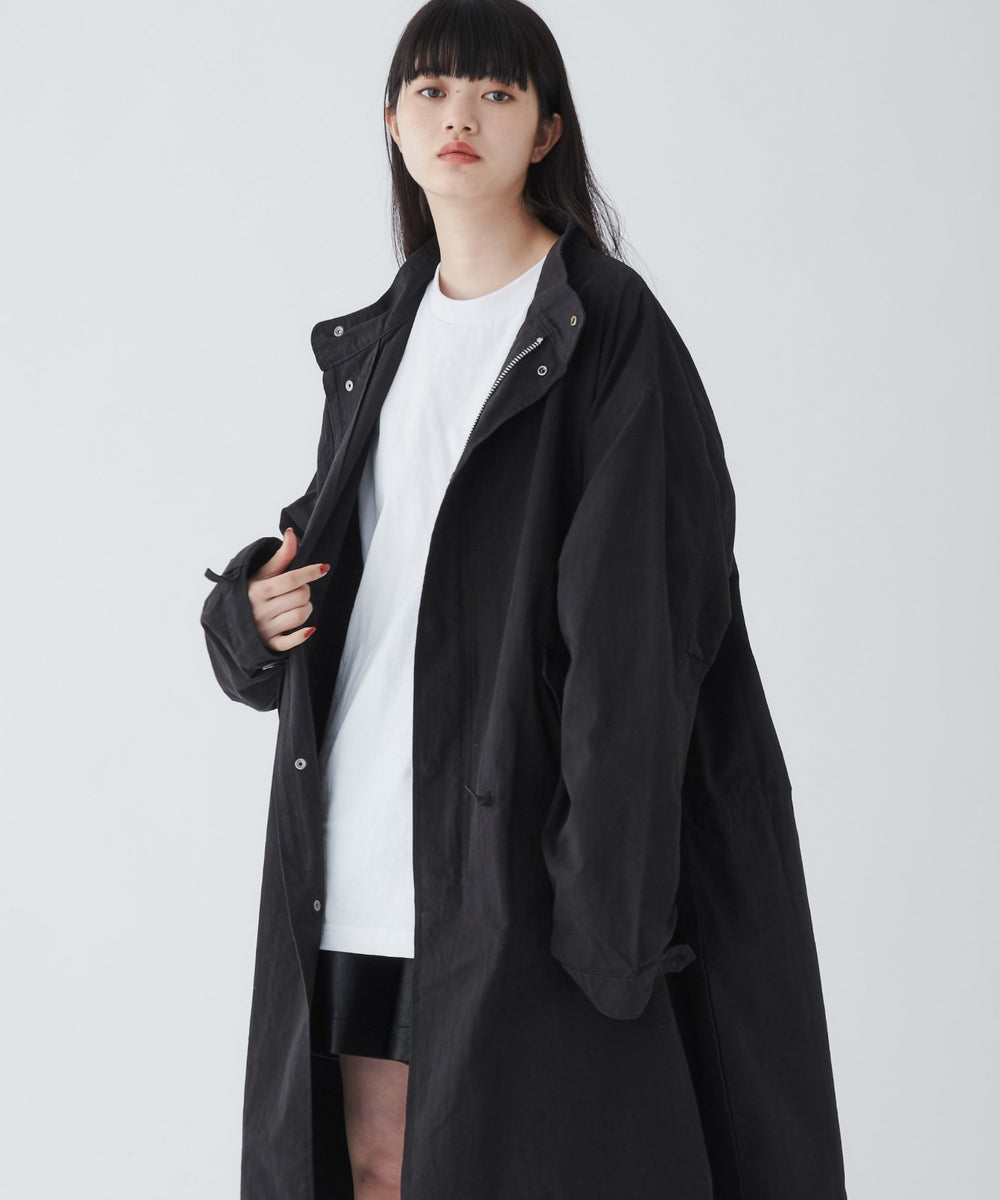 ブラック モデル：165cm M着用