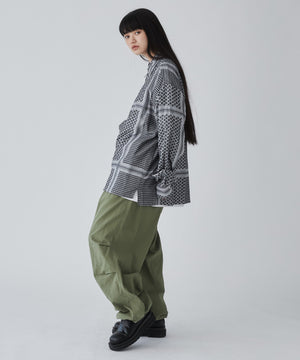 柄1 モデル：165cm M着用 