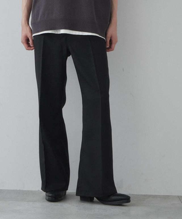 ブラック モデル：181cm L着用