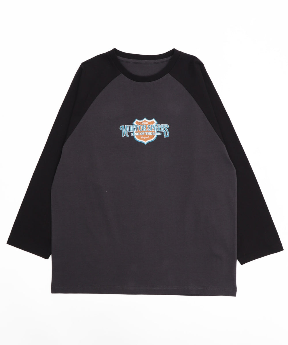 ブラック