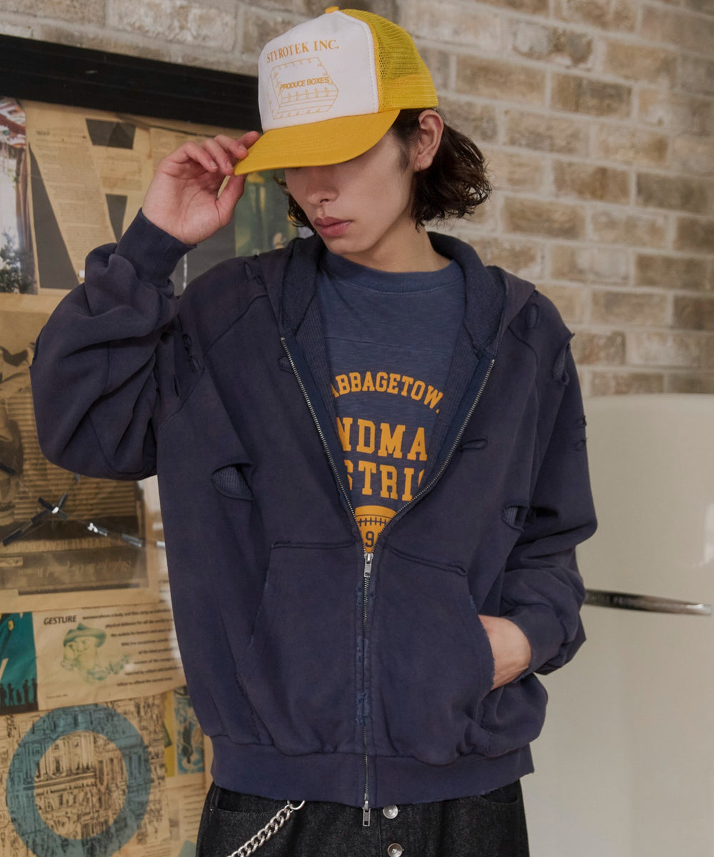 ネイビー モデル：182cm L着用