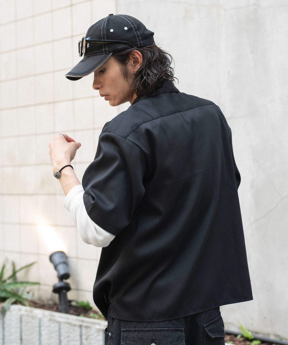 ブラック モデル：182cm L着用
