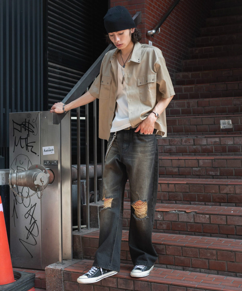 ベージュ モデル：182cm L着用