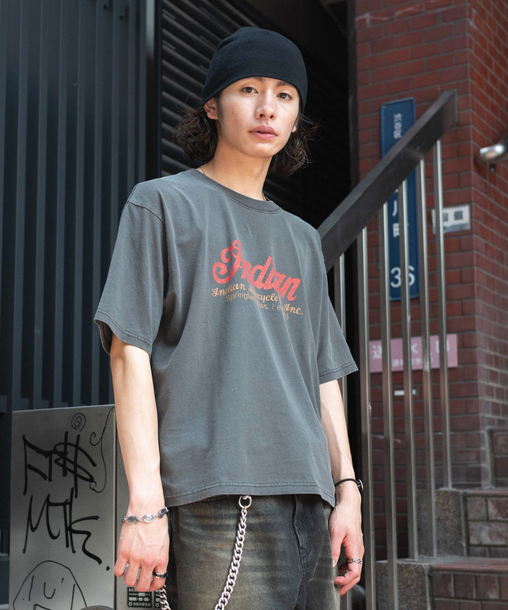 ブラック モデル：182cm L着用