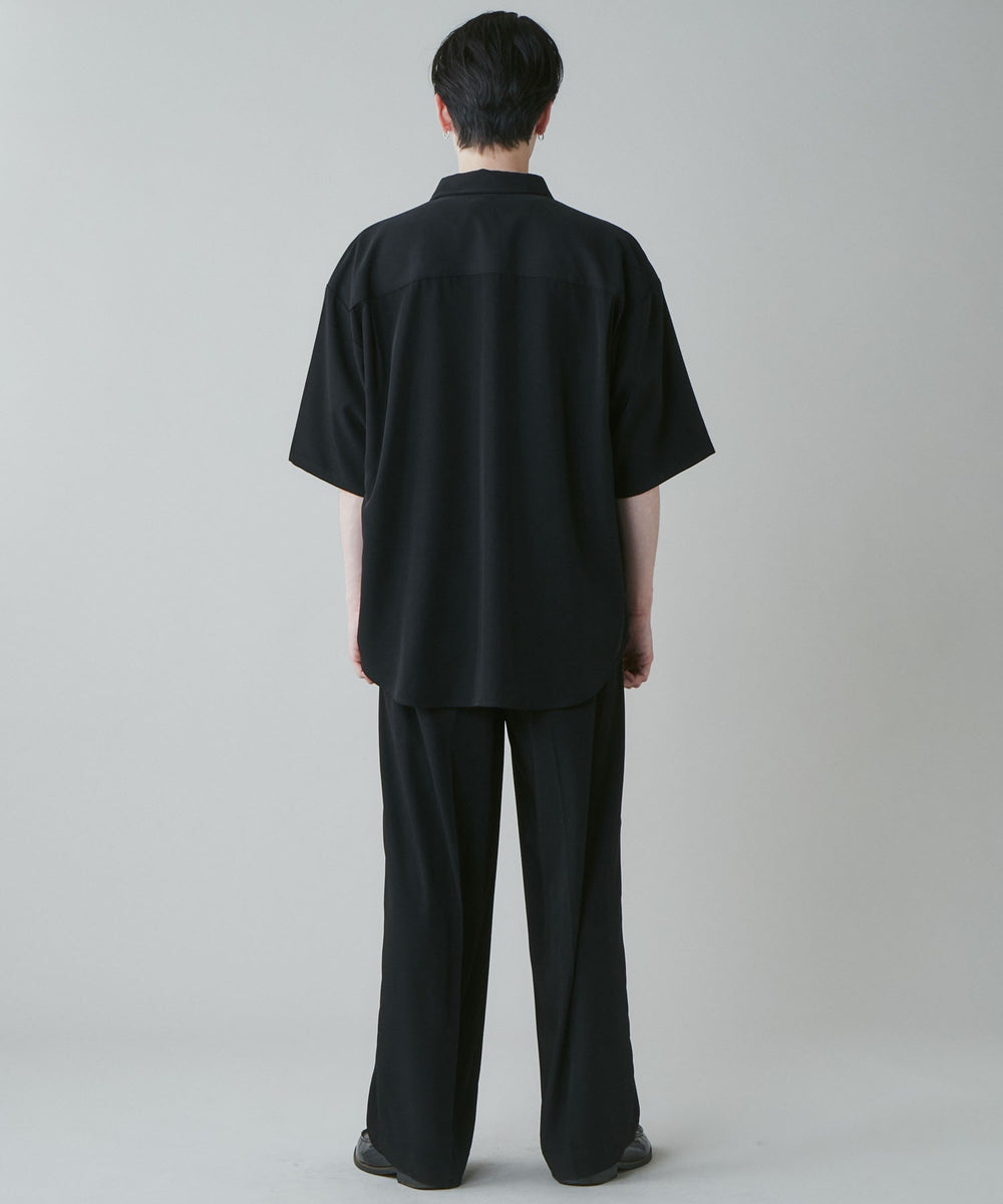 ブラック モデル：180cm L着用