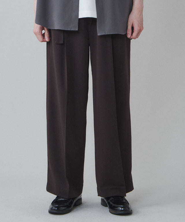 Dブラウン モデル：180cm L着用