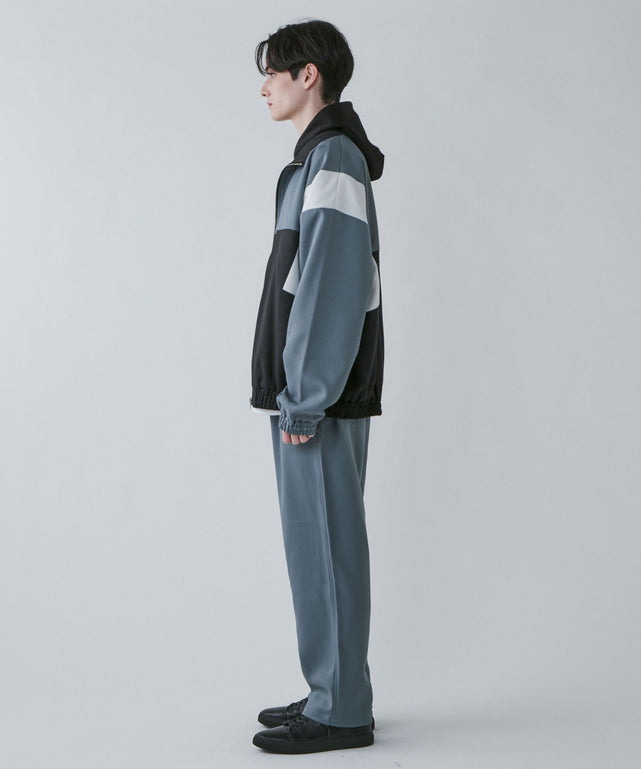 ブルー モデル：180cm L着用