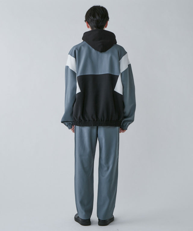 ブルー モデル：180cm L着用