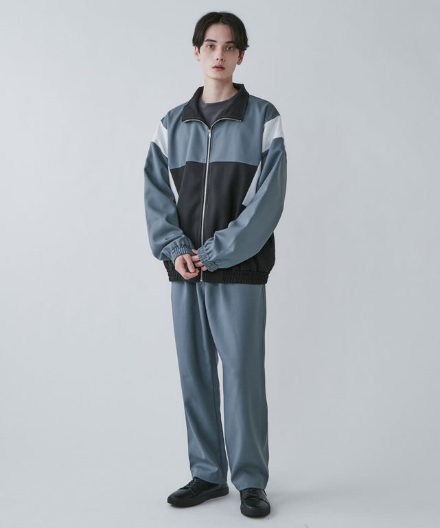 ブルー モデル：180cm L着用
