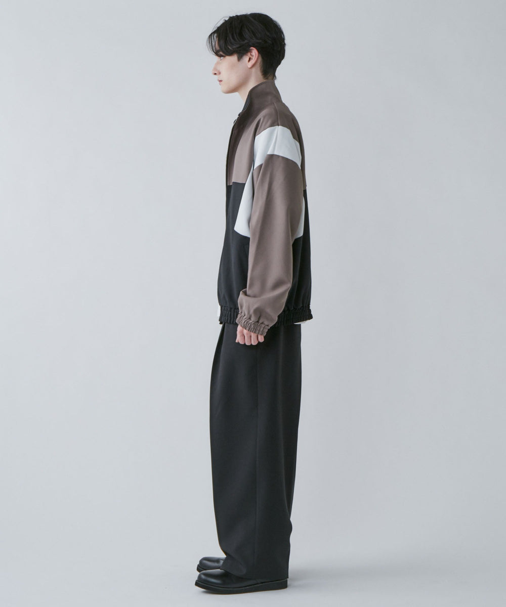 ブラウン モデル：180cm L着用