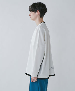 ホワイト モデル：180cm L着用