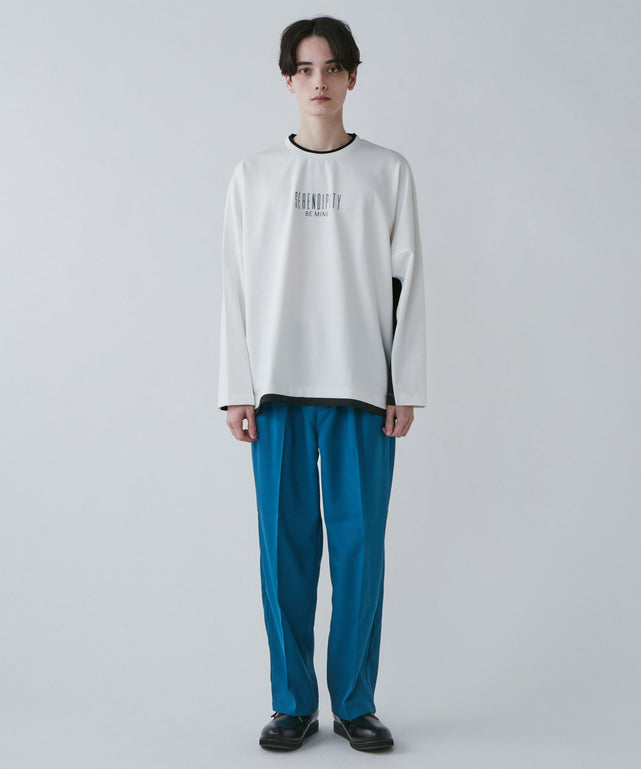 ホワイト モデル：180cm L着用