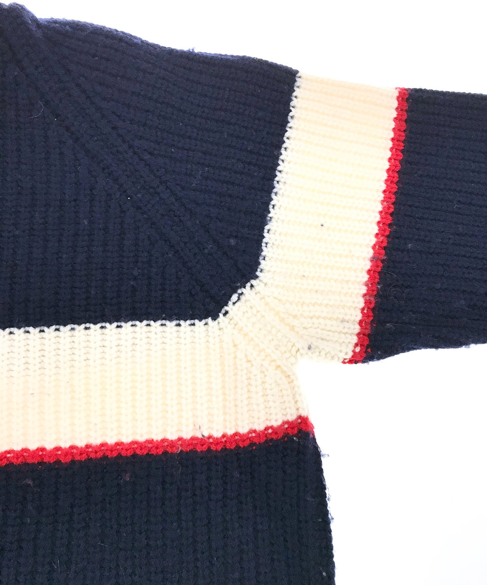 LACOSTE ブランドニット