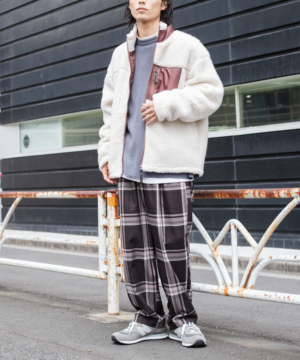 Lベージュ　モデル：171cm L着用