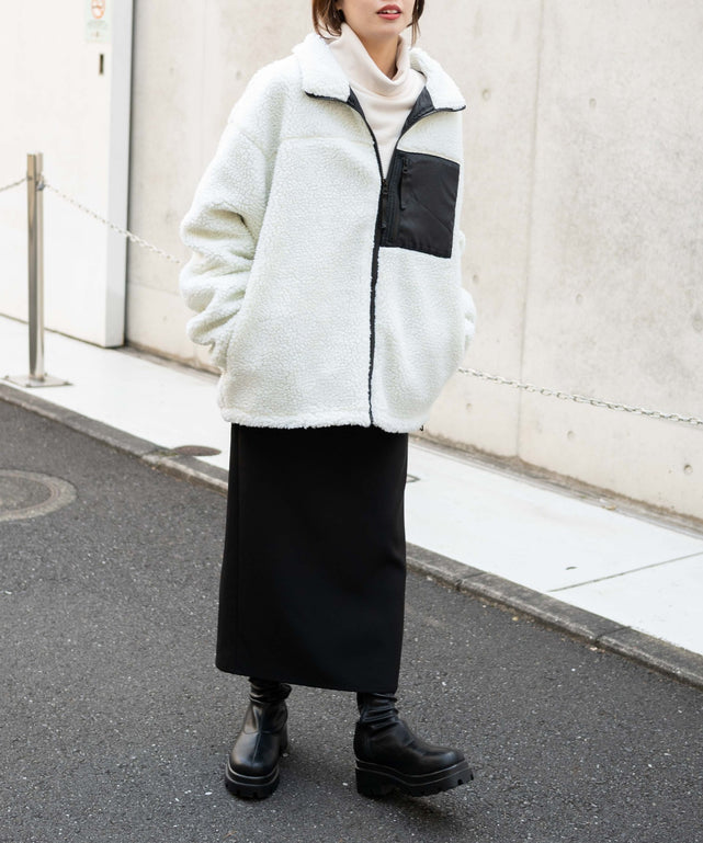 ホワイトその他　モデル：154cm L着用