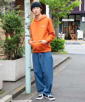 柄6 モデル：178cm L着用
