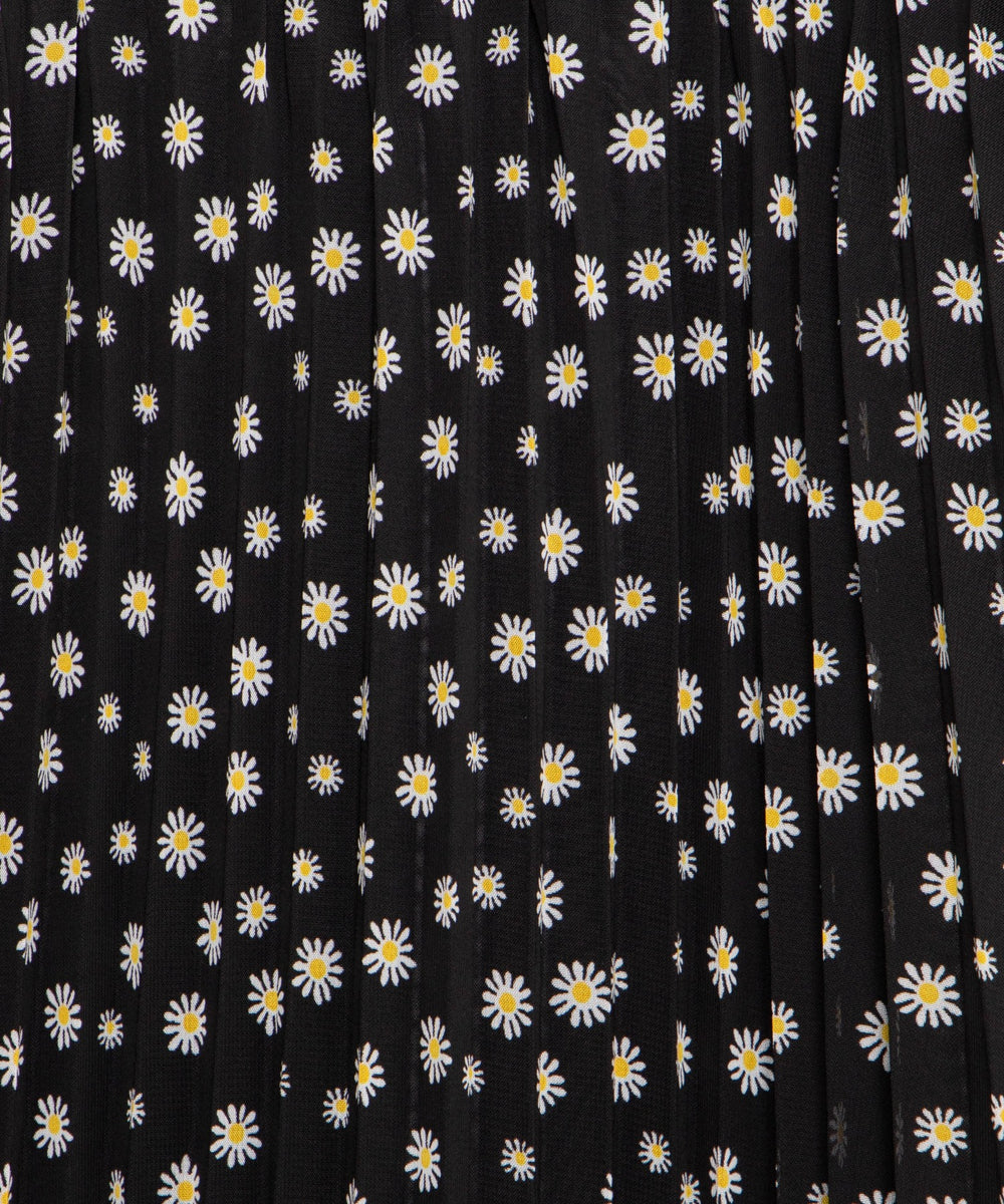 プリーツロングスカート