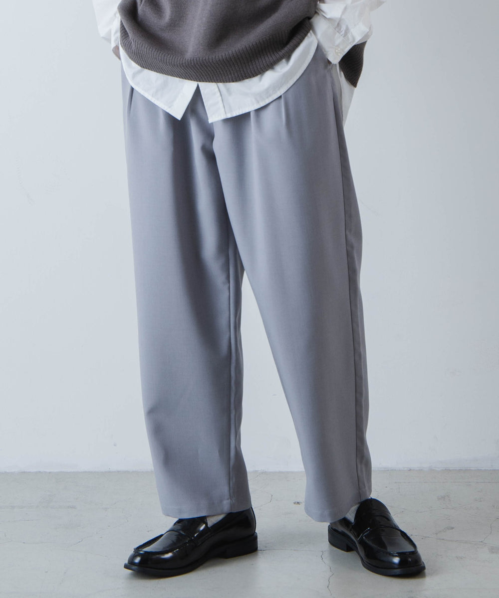 Lグレー モデル：177cm L着用